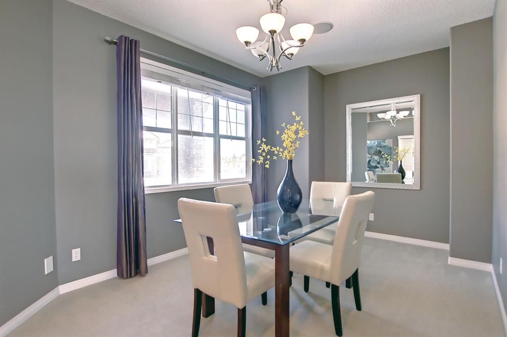 Photo 13: Photos: 158 Springbluff Heights SW in Calgary: Springbank Hill Detached for sale : MLS®# A1186976