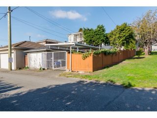 Photo 20: 296 E 63RD Avenue in Vancouver: South Vancouver House for sale (Vancouver East)  : MLS®# R2009425