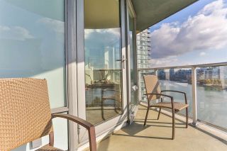 Photo 7: 1106 918 COOPERAGE Way in Vancouver: Yaletown Condo for sale in "MARINER" (Vancouver West)  : MLS®# R2008013