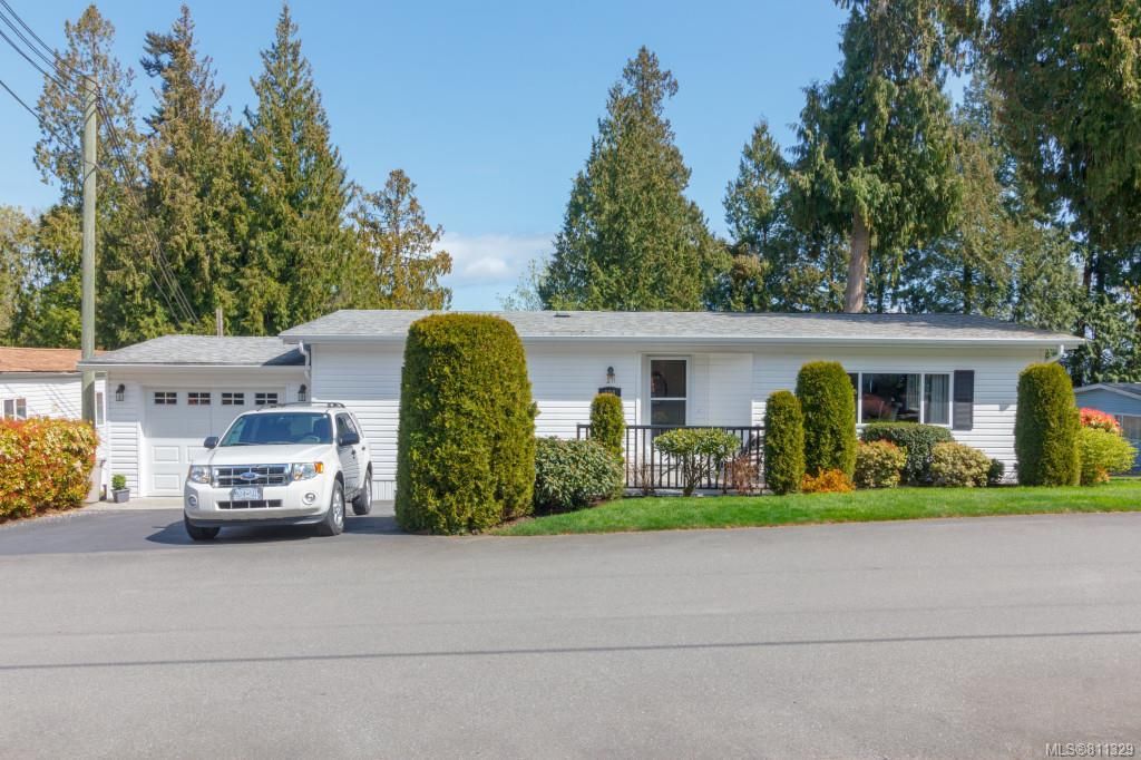Main Photo: 804 2779 Stautw Rd in Central Saanich: CS Hawthorne Manufactured Home for sale : MLS®# 811329