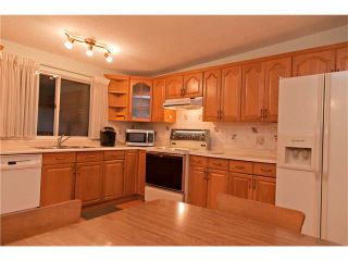 Photo 5: 920 CANNELL Road SW in Calgary: Canyon Meadows House for sale : MLS®# C4031766