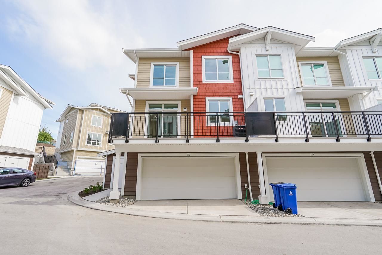 Main Photo: 86 16561 17A Street in Surrey: Grandview Surrey Townhouse for sale (South Surrey White Rock)  : MLS®# R2725757