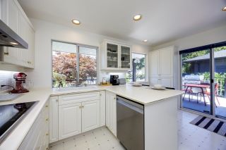 Photo 9: 1265 RYDAL Avenue in North Vancouver: Canyon Heights NV House for sale : MLS®# R2906030
