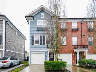 Photo 3: 30 19572 FRASER WAY in Pitt Meadows: South Meadows Townhouse for sale : MLS®# R2540843