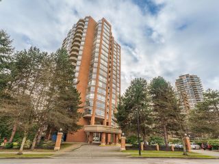 Photo 35: 604 4350 BERESFORD Street in Burnaby: Metrotown Condo for sale in "Carlton on the Park" (Burnaby South)  : MLS®# R2651162