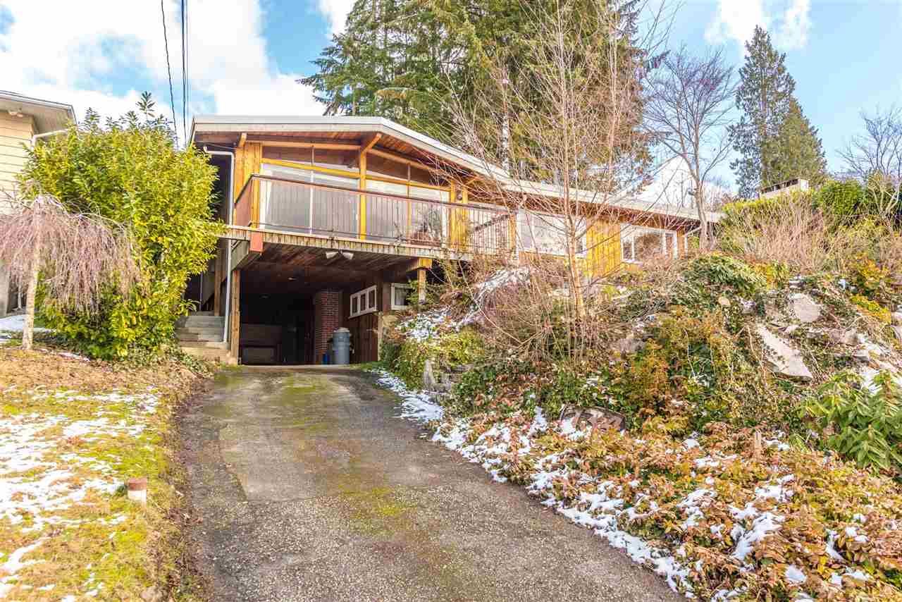 Main Photo: 734 CRYSTAL Court in North Vancouver: Canyon Heights NV House for sale : MLS®# R2141771