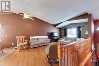 Photo 2: 309 4 Street SW in Slave Lake: House for sale : MLS®# A2018179