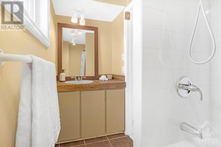 Photo 16: 135 UPPER LORNE PLACE in Ottawa: House for sale : MLS®# 1375026