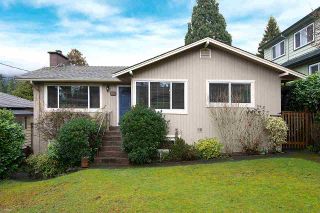 Main Photo: 1015 JEFFERSON AVENUE in West Vancouver: Sentinel Hill House for sale : MLS®# R2113219