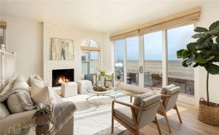 Photo 3: House for sale : 4 bedrooms : 520 W Oceanfront in Newport Beach