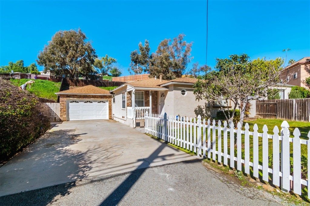 Main Photo: 918 Madera St in San Diego: Residential for sale (92114 - Encanto)  : MLS®# 190007661