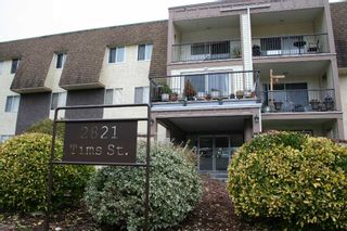 Photo 2: 102 2821 TIMS Street in Abbotsford: Abbotsford West Condo for sale in "Parkview Place" : MLS®# R2147601