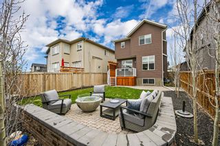 Photo 2: 354 Nolan Hill Drive NW in Calgary: Nolan Hill Detached for sale : MLS®# A1221876