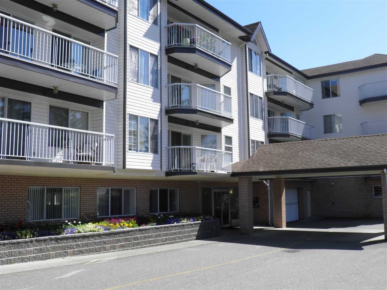 Main Photo: 307 33535 KING Road in Abbotsford: Poplar Condo for sale in "Central Heights Manor" : MLS®# R2198545