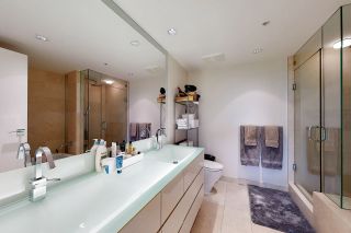 Photo 17: 1602 8 SMITHE Mews in Vancouver: Yaletown Condo for sale (Vancouver West)  : MLS®# R2518054