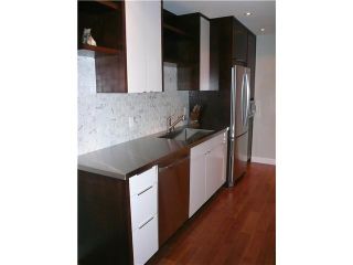 Photo 1: 1575 Balsam in Vancouver: Kitsilano Condo for sale in "Balsam West" (Vancouver West)  : MLS®# V846532