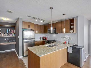 Photo 6: 705 9888 CAMERON Street in Burnaby: Sullivan Heights Condo for sale in "SILHOUETTE" (Burnaby North)  : MLS®# R2272765