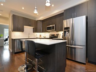 Photo 6: 115 300 Phelps Ave in VICTORIA: La Thetis Heights Row/Townhouse for sale (Langford)  : MLS®# 800789