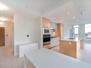 Photo 6: 906 3438 SAWMILL Crescent in Vancouver: South Marine Condo for sale in "MODE" (Vancouver East)  : MLS®# R2832625