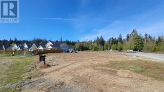 Photo 5: 18 Cottage Dr in Qualicum Beach: Vacant Land for sale : MLS®# 960596