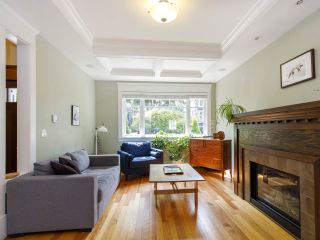 Photo 1: 785 E 22ND AVENUE in Vancouver: Fraser VE House for sale (Vancouver East)  : MLS®# R2490332