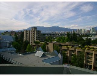Photo 1: 403 1345 W 4TH Avenue in Vancouver: False Creek Condo for sale in "GRANVILLE ISLAND VILLAGE" (Vancouver West)  : MLS®# V715867