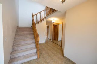 Photo 2: 45 Aintree Crescent in Winnipeg: Richmond West Residential for sale (1S)  : MLS®# 202107586