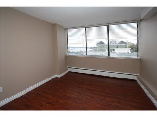 Photo 1: 501 31 ELLIOT Street in New Westminster: Downtown NW Condo for sale : MLS®# V980559