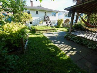 Photo 11: 412 E 11TH Street in North Vancouver: Central Lonsdale House for sale : MLS®# R2707410