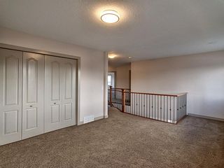 Photo 21: 36 Royal Highland Court NW in Calgary: Royal Oak Detached for sale : MLS®# A1158293