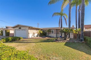 Photo 4: SAN CARLOS House for sale : 4 bedrooms : 6521 Bantam Lake Avenue in San Diego