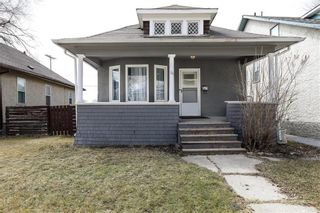 Photo 1: 91 Lloyd Street in Winnipeg: Norwood Flats Residential for sale (2B)  : MLS®# 202319285