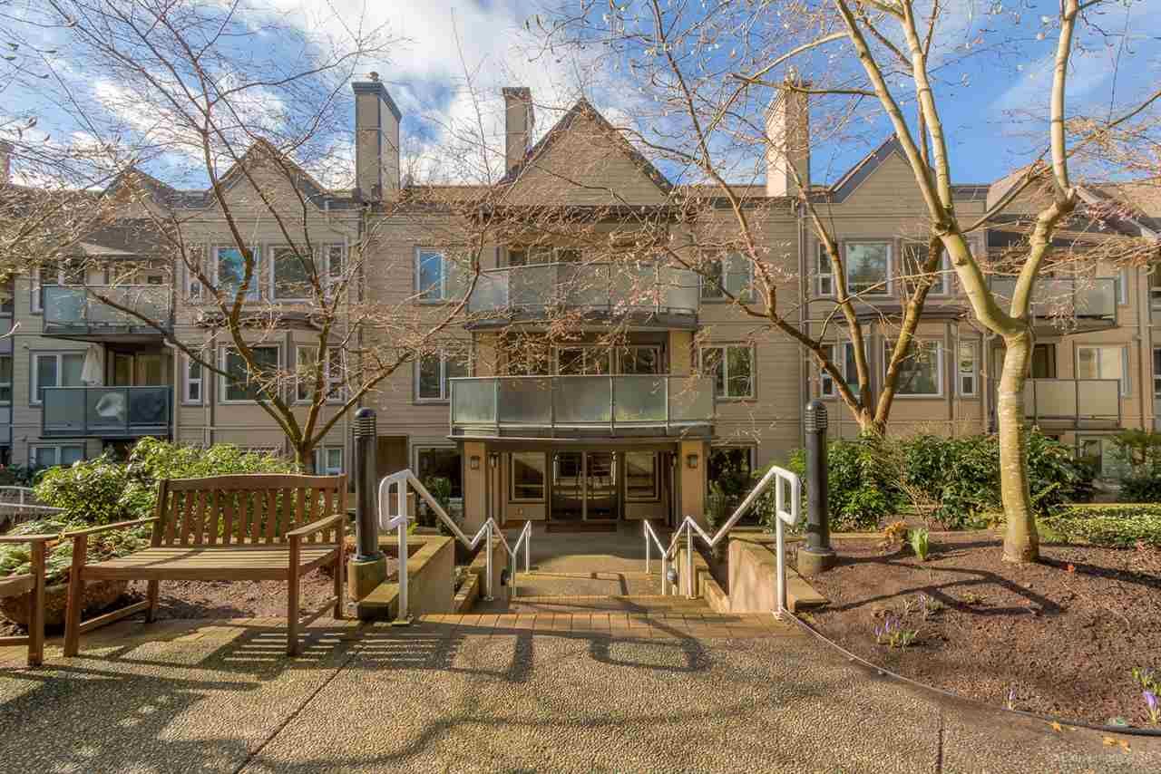 Main Photo: 201 6707 SOUTHPOINT DRIVE in Burnaby: South Slope Condo for sale (Burnaby South)  : MLS®# R2037304
