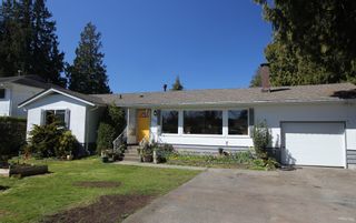 Photo 1: 263 52A Street in Delta: Pebble Hill House for sale (Tsawwassen)  : MLS®# R2566058