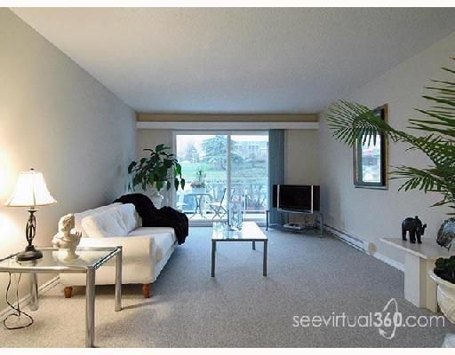 FEATURED LISTING: 208 - 550 ROYAL Avenue New_Westminster