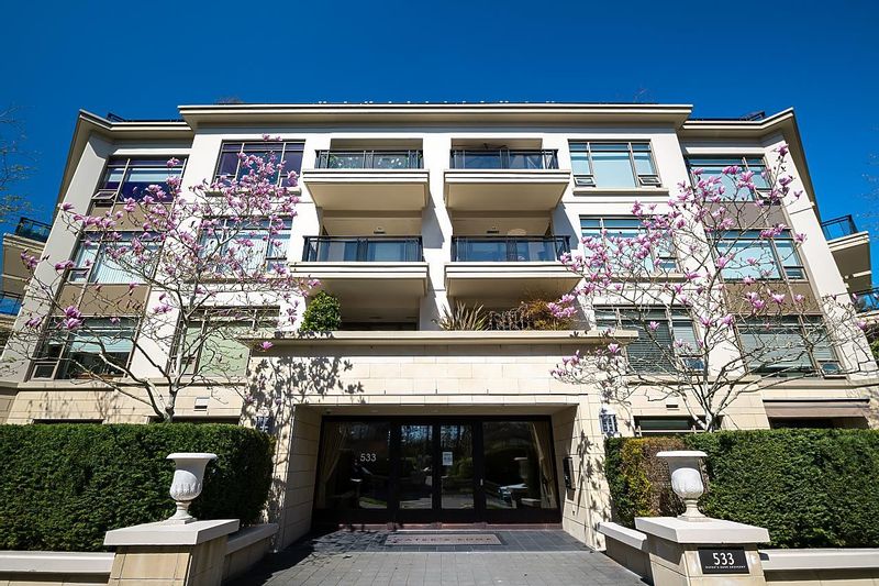 FEATURED LISTING: 301 - 540 WATERS EDGE Crescent West Vancouver