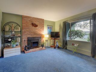 Photo 13: 1972 Blackthorn Dr in Central Saanich: CS Saanichton House for sale : MLS®# 888163