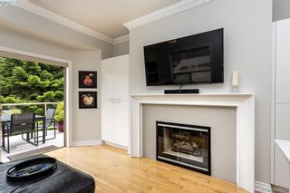 Photo 7: 22 4300 Stoneywood Lane in VICTORIA: SE Broadmead Row/Townhouse for sale (Saanich East)  : MLS®# 816982
