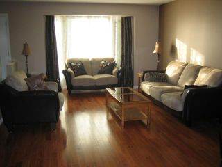 Photo 2: 91 Malmsbury Avenue in WINNIPEG: St Vital Residential for sale (South East Winnipeg)  : MLS®# 1117290