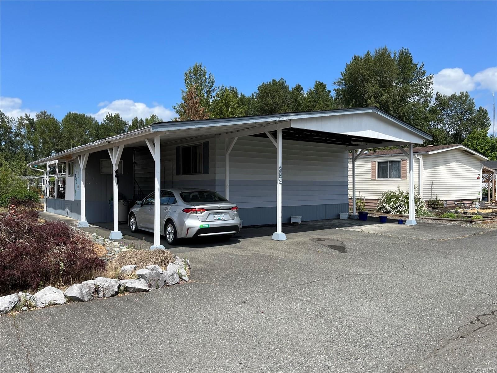 Main Photo: 288 2885 Boys Rd in Duncan: Du East Duncan Manufactured Home for sale : MLS®# 952537