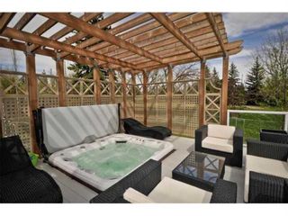 Photo 16: 14144 Evergreen Street SW in Calgary: Shawnee Slopes Detached for sale : MLS®# A1215468