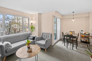 Photo 1: 405 910 BEACH Avenue in Vancouver: Yaletown Condo for sale in "Meridian" (Vancouver West)  : MLS®# R2834313