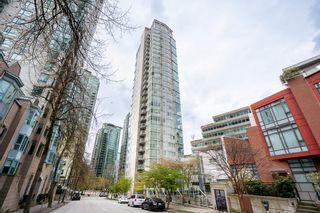 Photo 2: 1002 1277 MELVILLE Street in Vancouver: Coal Harbour Condo for sale in "FLAT IRON" (Vancouver West)  : MLS®# R2865121