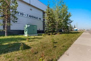 Photo 2: 211 2719 7 Avenue NE in Calgary: Meridian Industrial for sale : MLS®# A1118331