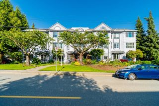 Photo 2: 202 1378 FIR Street: White Rock Condo for sale in "CHATSWORTH MANOR" (South Surrey White Rock)  : MLS®# R2699995