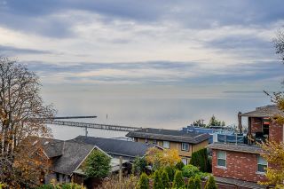 Photo 35: 15212 COLUMBIA Avenue: House for sale in White Rock: MLS®# R2739786