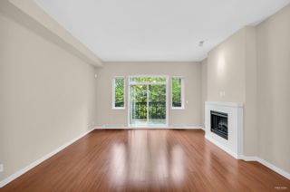 Photo 3: 29 1125 KENSAL Place in Coquitlam: New Horizons Townhouse for sale in "KENSAL WALK" : MLS®# R2689773