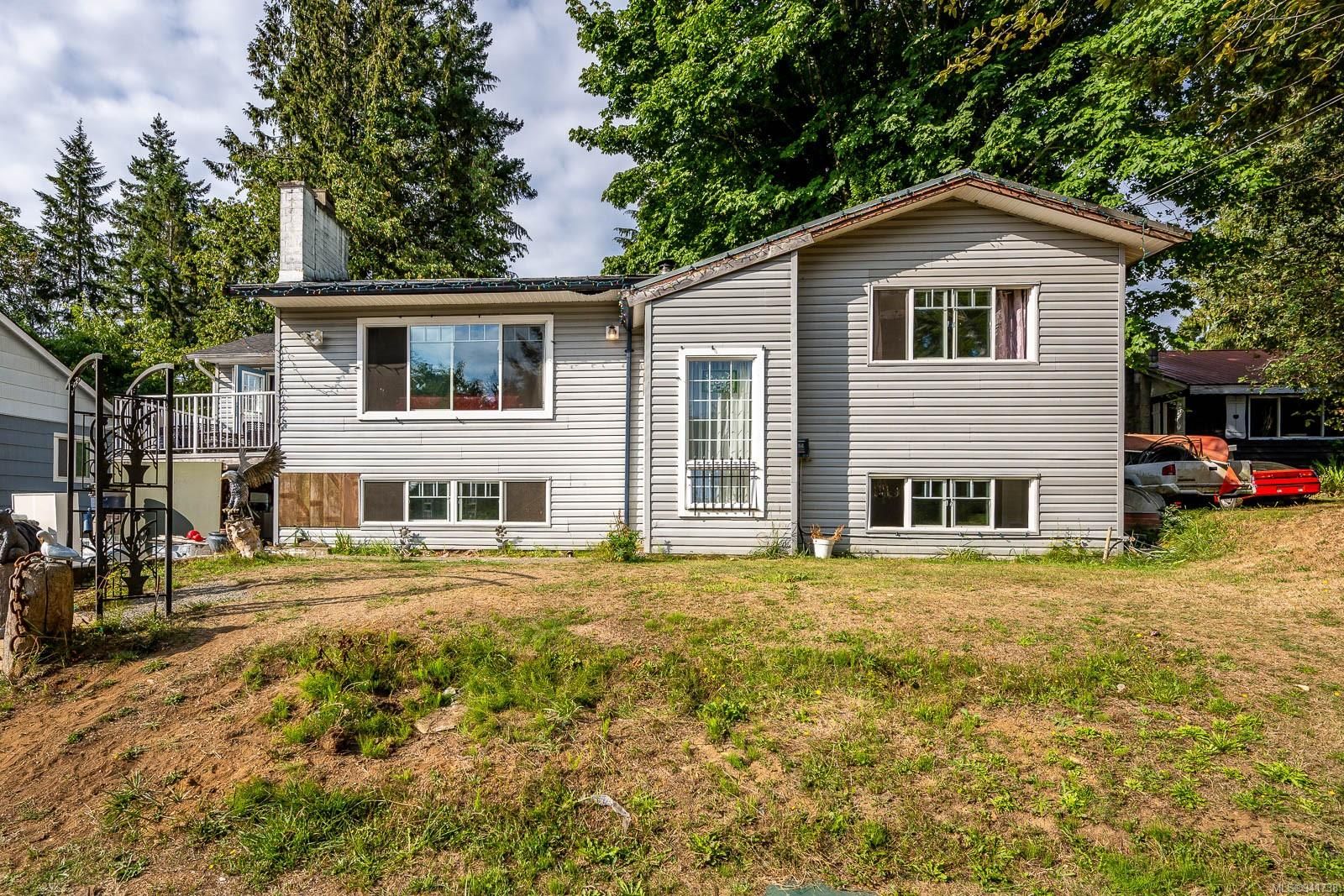Main Photo: 53 Powerhouse Rd in Courtenay: CV Courtenay West House for sale (Comox Valley)  : MLS®# 941738