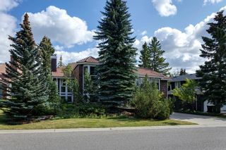 Photo 1: 640 Coach Grove Road SW in Calgary: Coach Hill Detached for sale : MLS®# A2031245