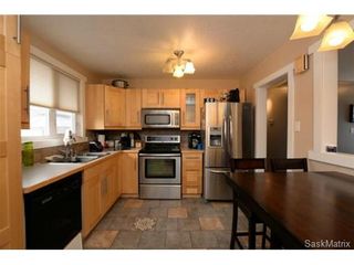 Photo 14: 3307 AVONHURST Drive in Regina: Coronation Park Single Family Dwelling for sale (Regina Area 03)  : MLS®# 528624